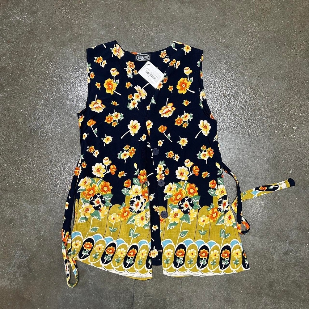 Vintage Rolling Over Made In Usa Size Small Floral Blouse Top